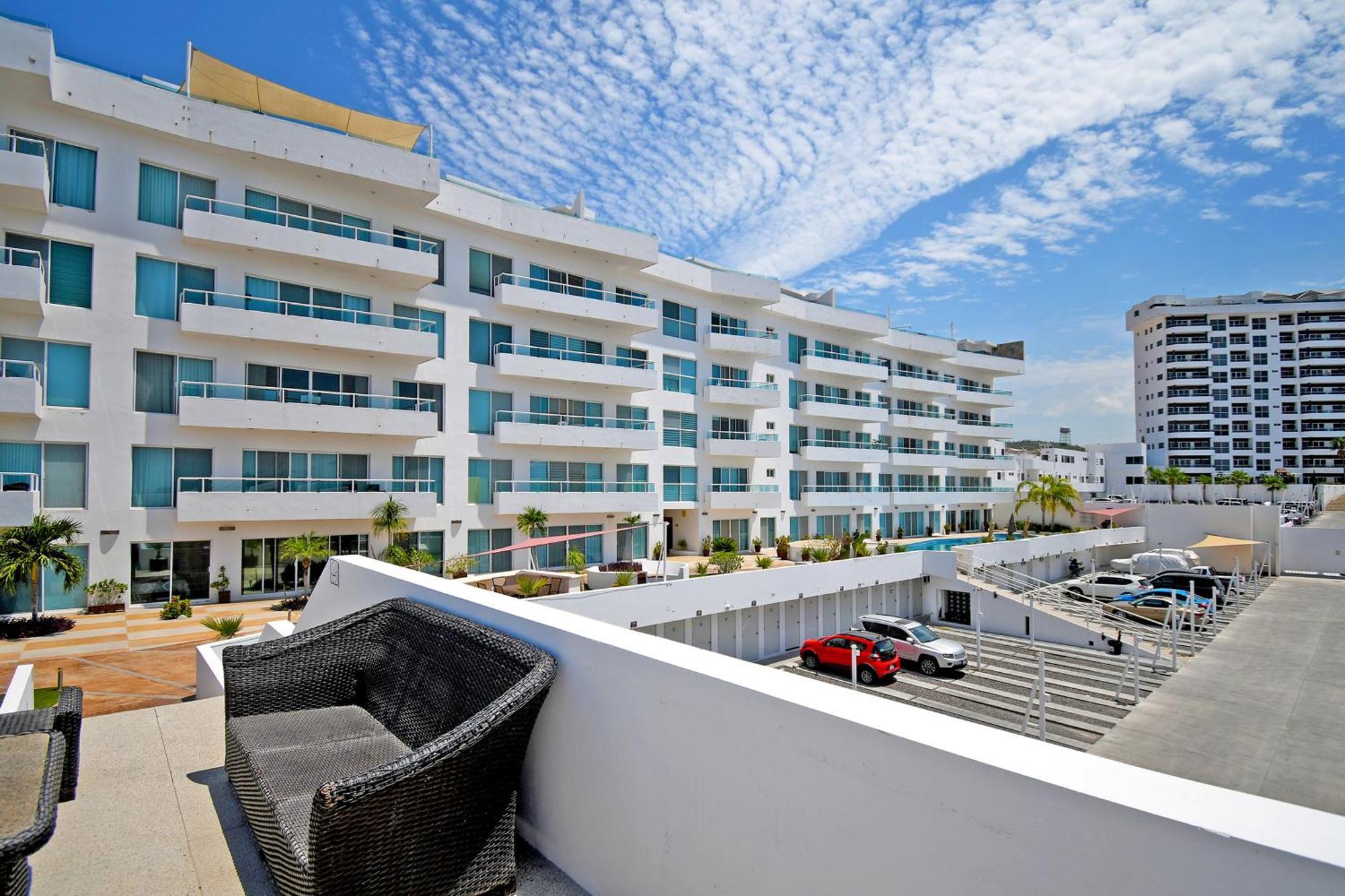 Oceanview Living Space & Balcony With Fiberoptic Wifi! La Paz Exterior photo