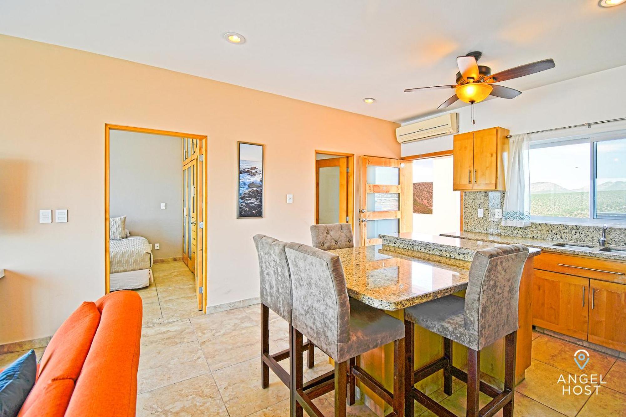 Oceanview Living Space & Balcony With Fiberoptic Wifi! La Paz Exterior photo